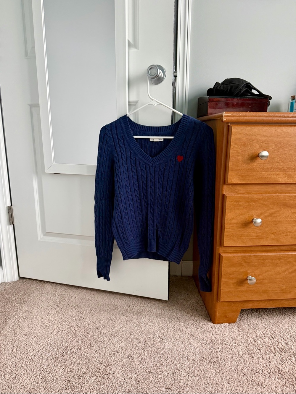 Small Aéropostale sweater